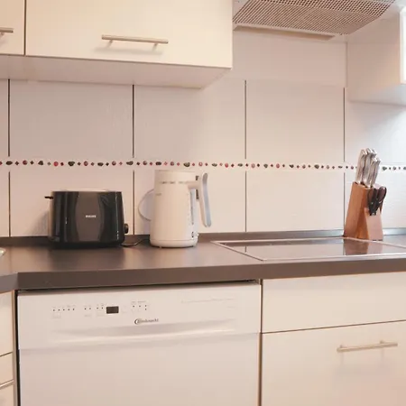 140qm Luxurioeses Penthouse Mitten In Schwaebisch Gmuend, 70qm Dachterrasse & Top-lage, Mit Whirpool, Jetzt Buchen! * Schwaebisch Gmuend